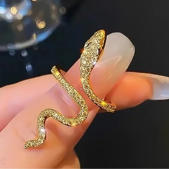 Gold Snake Ring - Picture 1 of 4